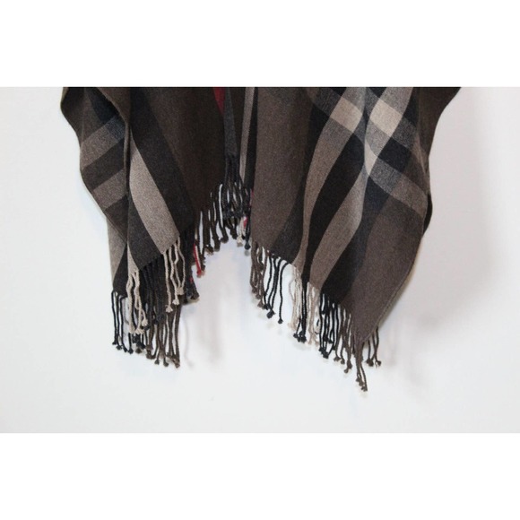 Mer Sea Classic Travel Wrap Plaid Fringe Poncho Brown MerSea One Size OS H14279 - Picture 2 of 10